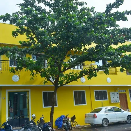 Cardiff Palace Pondicherry Exterior photo